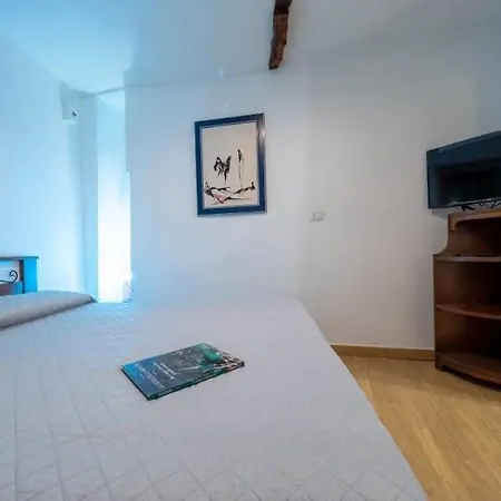 게스트하우스 Lamarmora 26 4*